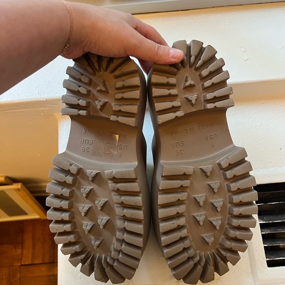 Jeffrey Campbell Lugged Platform Mule Clogs Beige Size 8 39 - Picture 7 of 7